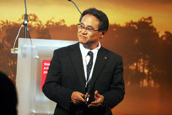 Mr Tadashi Furushima, Corporate Vice President of Ricoh